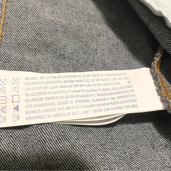 Forever 21 Denim Jacket Womens Size Medium - Picture 10 of 16